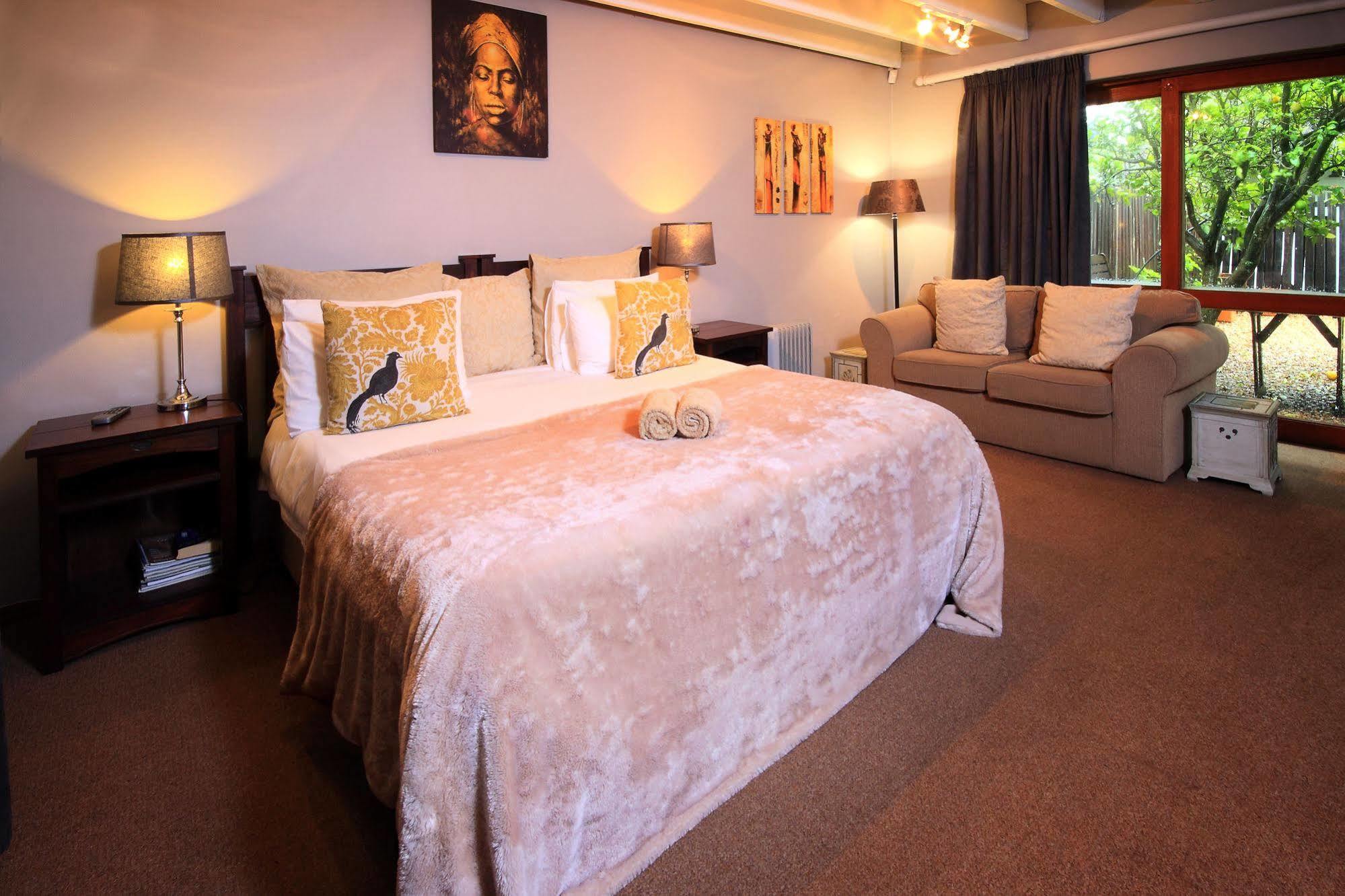 Thatchwood Country Lodge Сент Френсис Бей Екстериор снимка